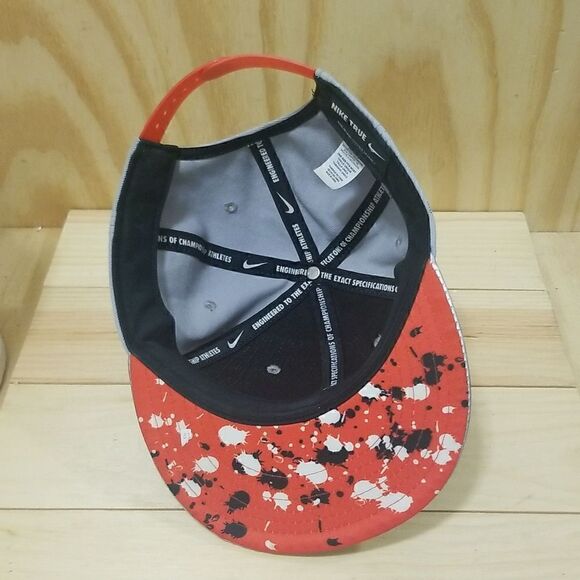 Nike Swoosh Lebron James Logo Hat Cap gray King Crown True Vector Snapback - Picture 8 of 8